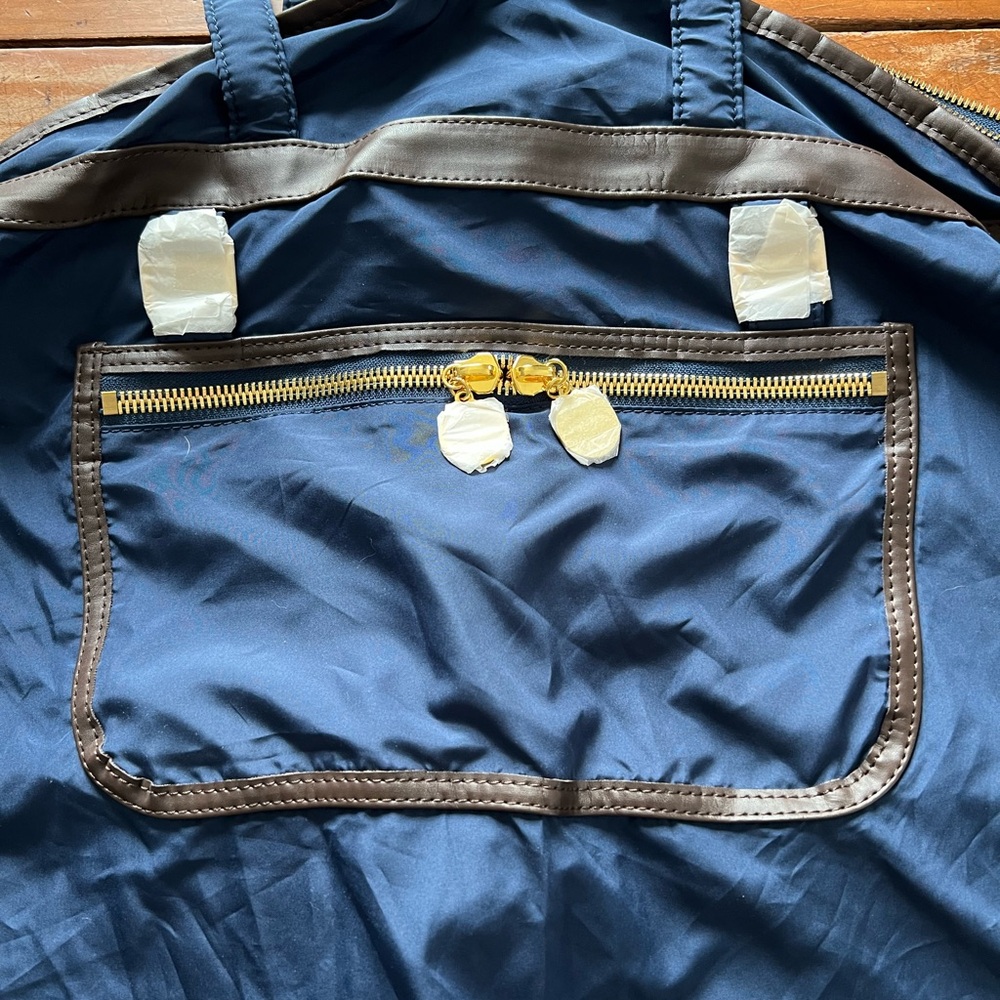 Stella McCartney Gold and Blue Travel Garment Bag with Leather Trim. New!! - Picture 3 of 6